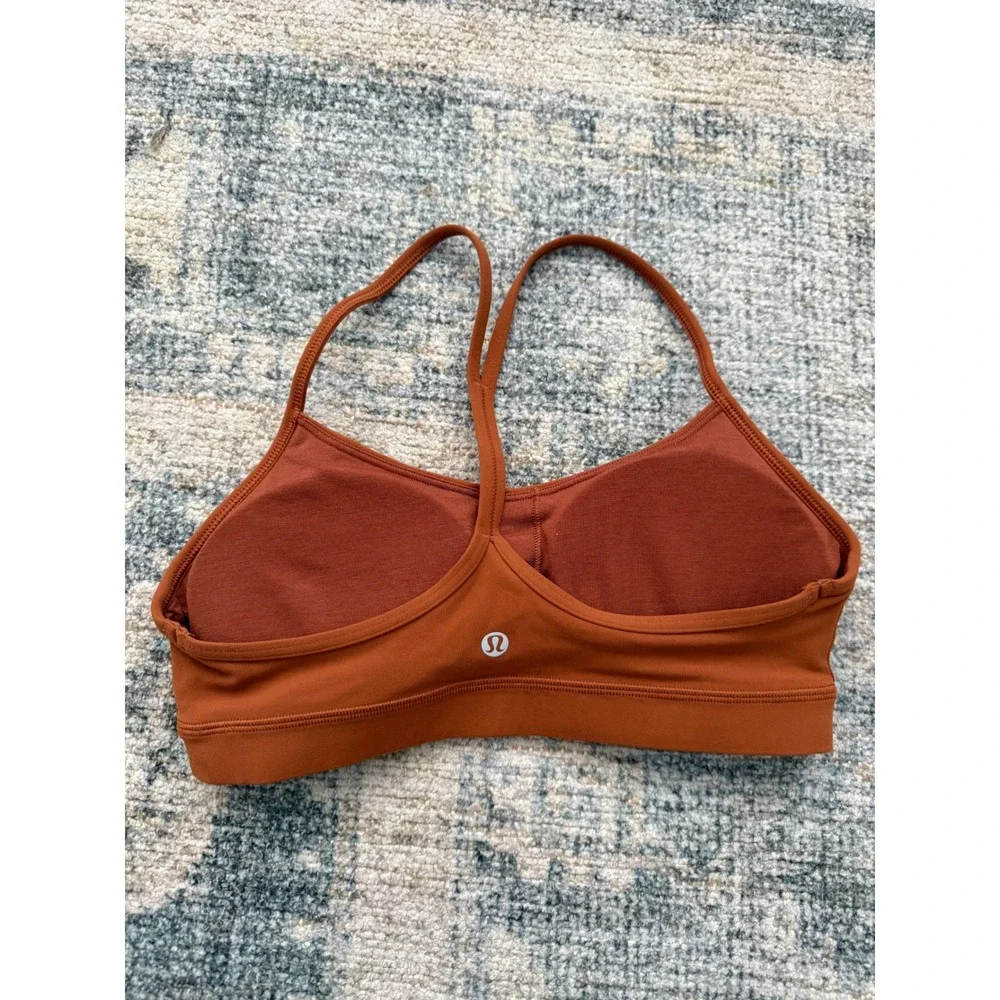 Lululemon‎ Flow Y Bra Nulu Size 8 Pristine Condition